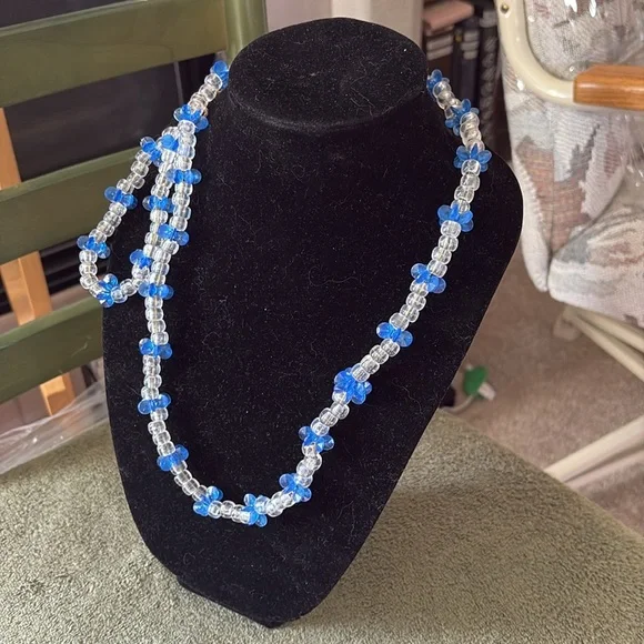 Vintage Clear Plastic Beaded Bracelet/Necklace (set of 2 pairs of earrings) Set - Picture 5 of 16